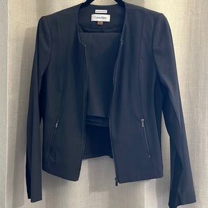 Calvin Klein Suit set size 8